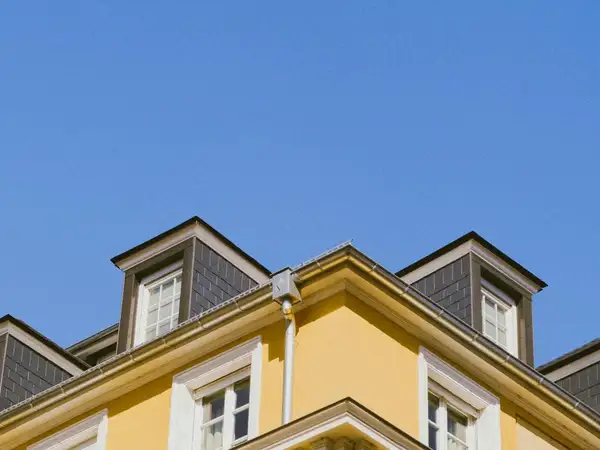 Bluff-side construction project in Oregon City