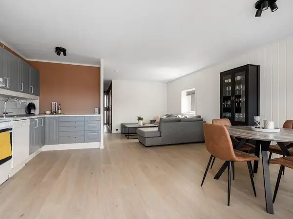 Home addition expanding living space on a Salem Oregon residence